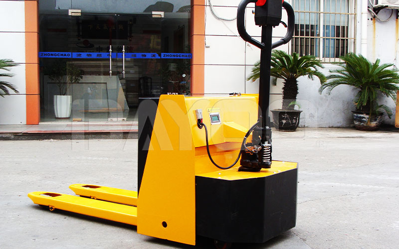 中超物流-电动搬运车