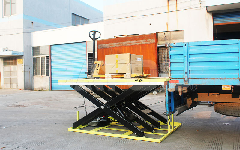 一洋制药-大台面电动升降平台