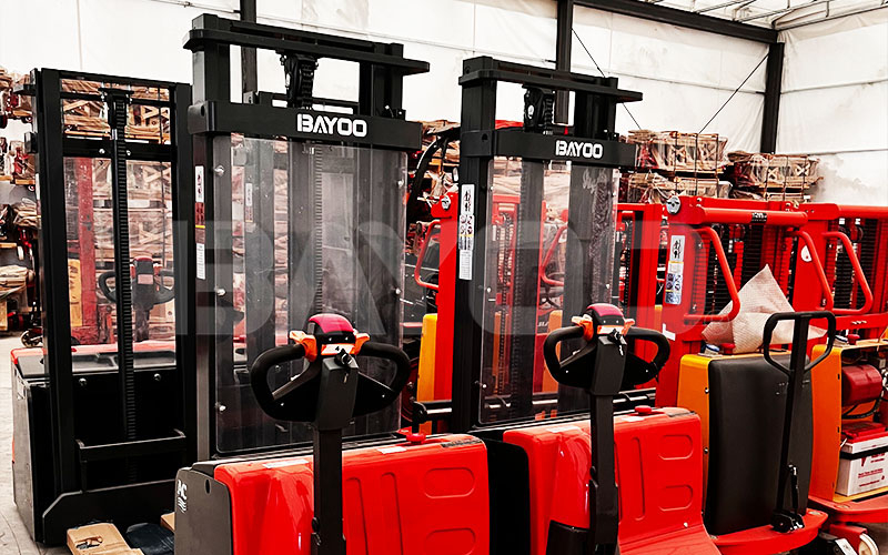 某监狱-叉车，电动堆高车